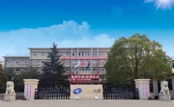 河南一个小县城，成了美国军工的“死神”！
五角大楼半夜灯都亮着，副总统万斯急得满