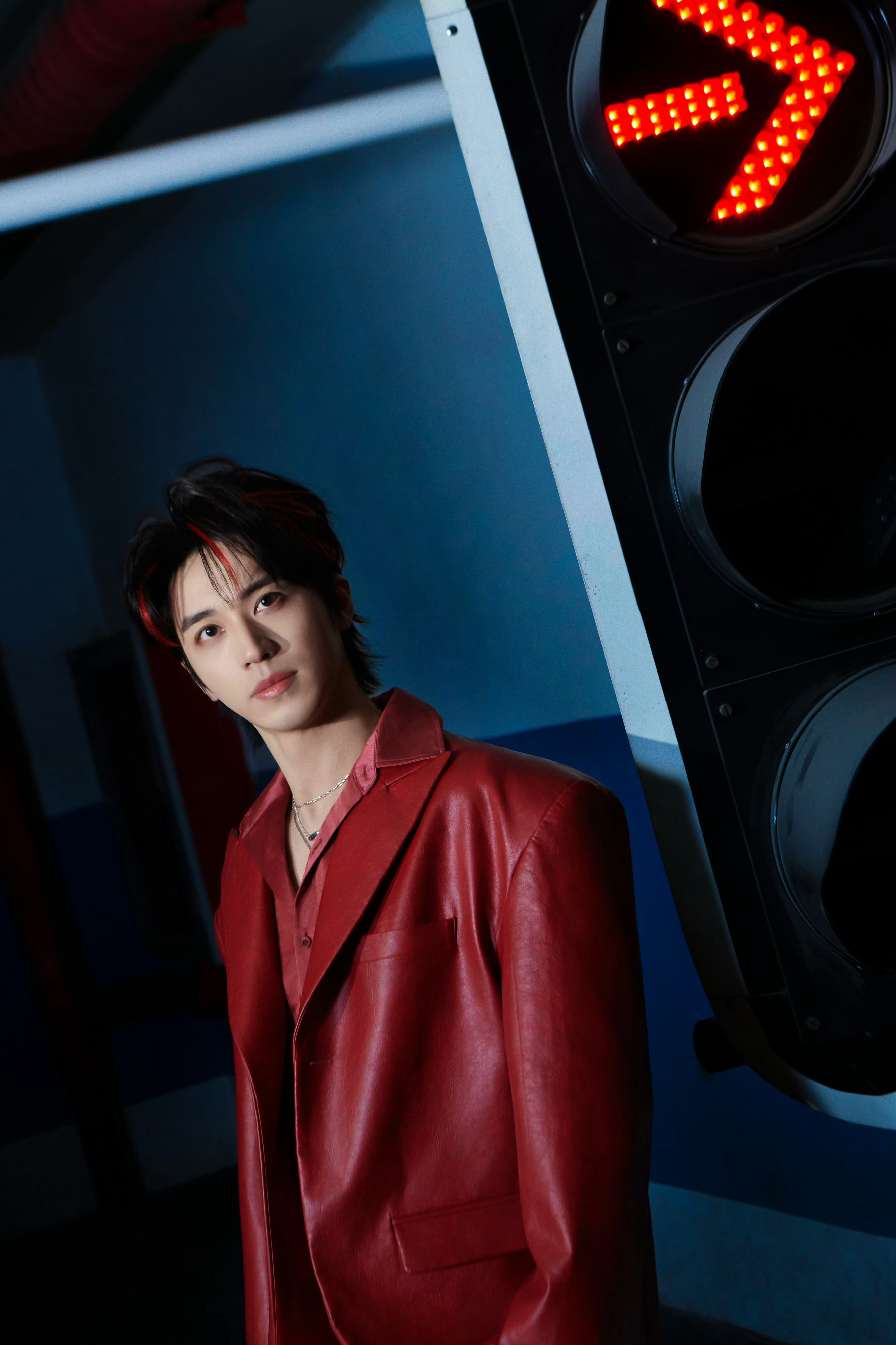 西南娱乐快讯 12/08日，许魏洲重庆综艺录制。许魏洲重庆