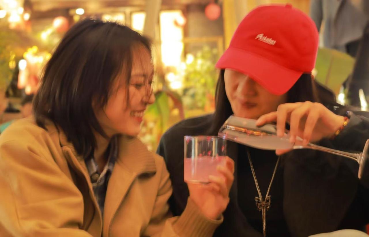 能够握紧的酒别放了，能够拥抱的酒别拉扯~慢生活mlife 生活与我