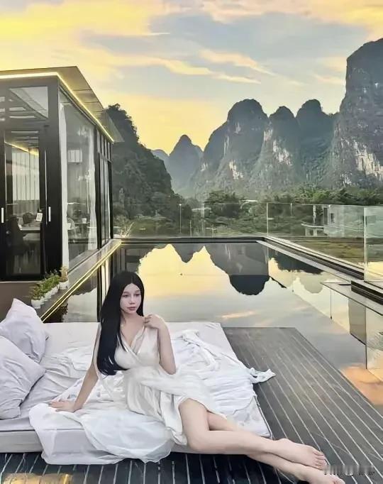 美人，美景美出新高度风景美照 风景，美女 美景 山水美人图 自然之美人 入画美人