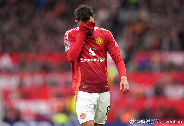 科莫4比1曼联欧冠联赛 想到曼联应该赢不了，但是没想到输成这样[捂嘴哭]这赛季和