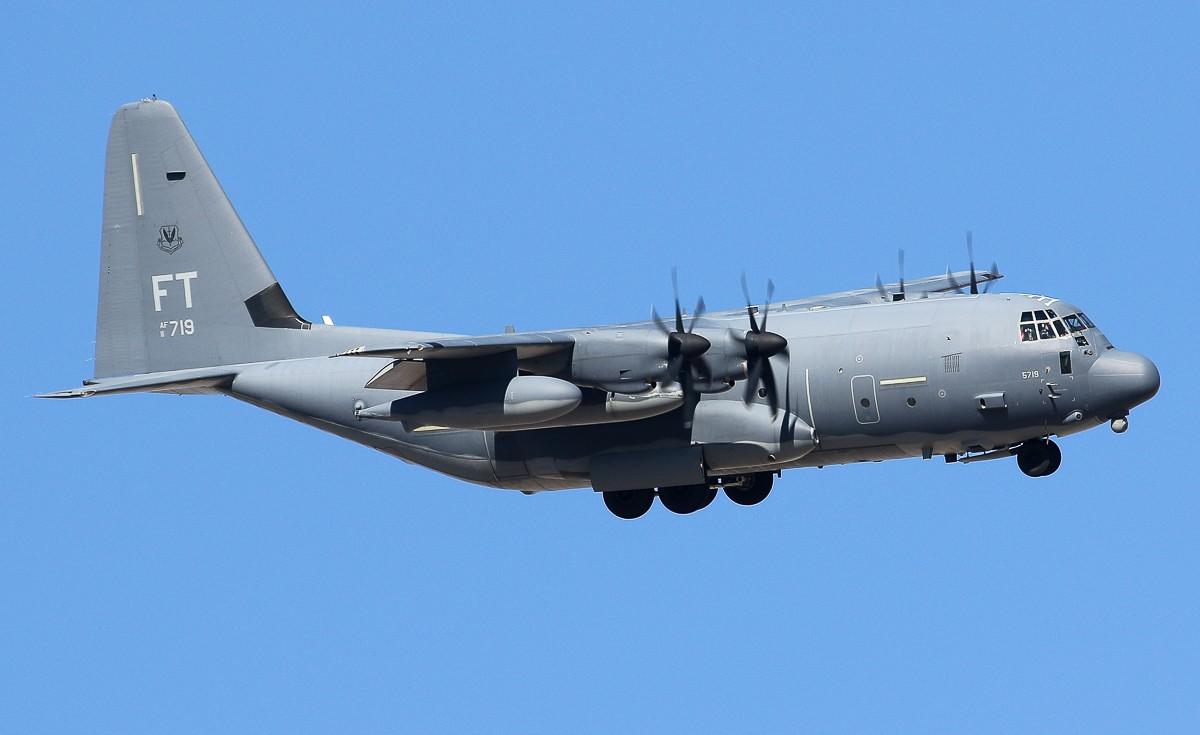 特种作战：美军3架HC-130J飞机飞抵卡塔尔，与伊朗形势紧张之际

2026年