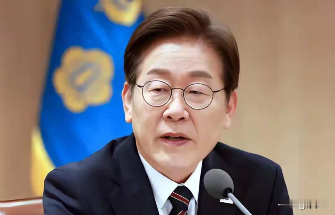 这次北约峰会是在土耳其举行，美国总统特朗普亲自去参会了，这使得这场峰会吸引了各国