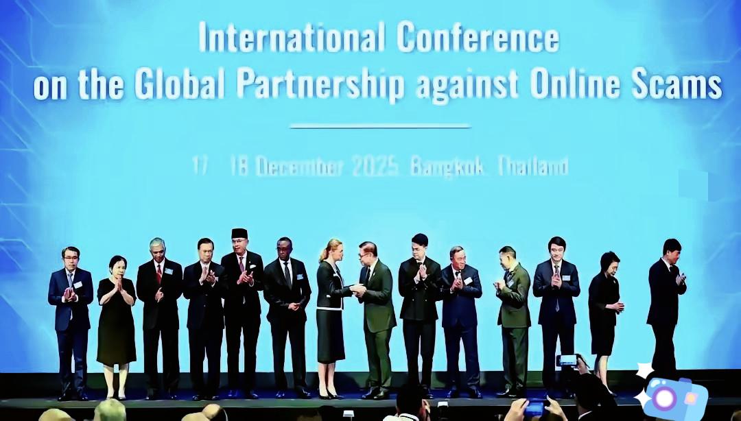 刚看到个消息，曼谷那边搞了个大事！
60国联手织就反诈天罗地网，骗子真要无处可逃