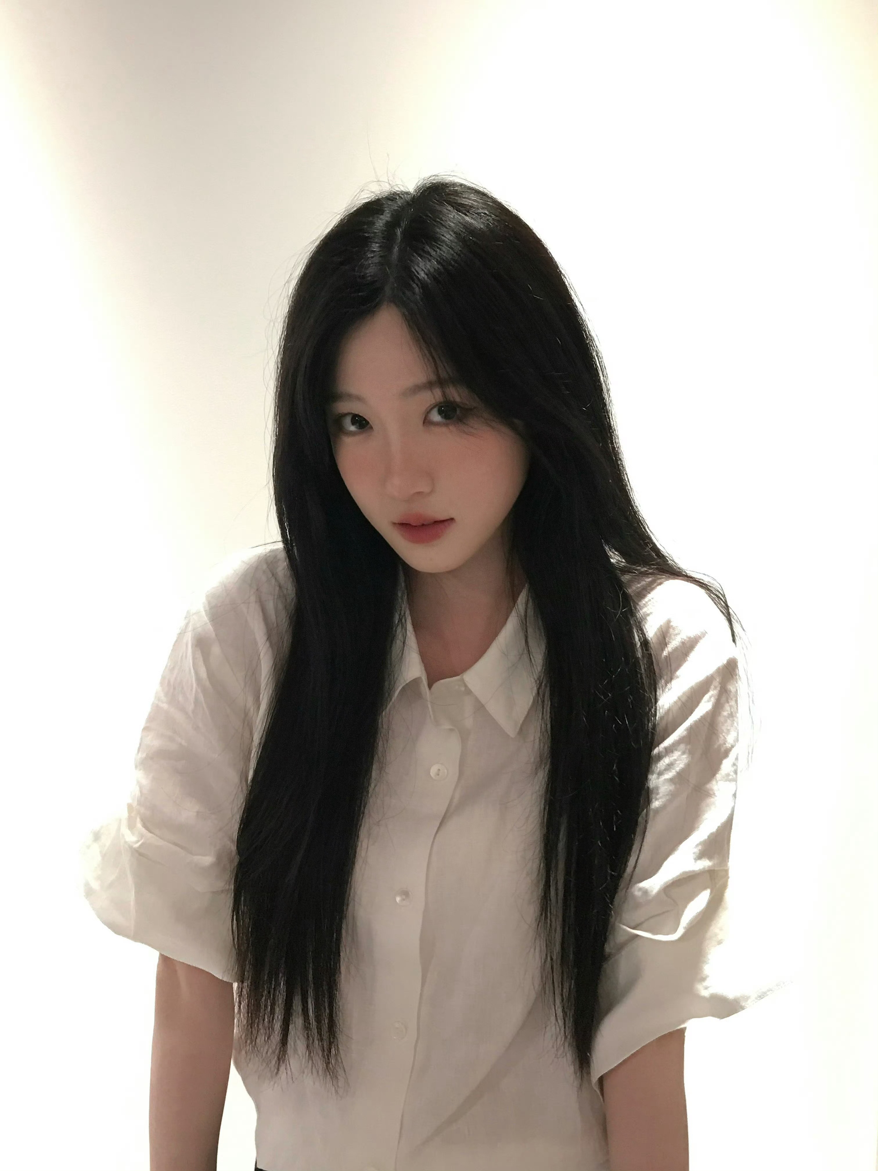 虞书欣帮曾宥臻化的妆真的很有自己的风格 