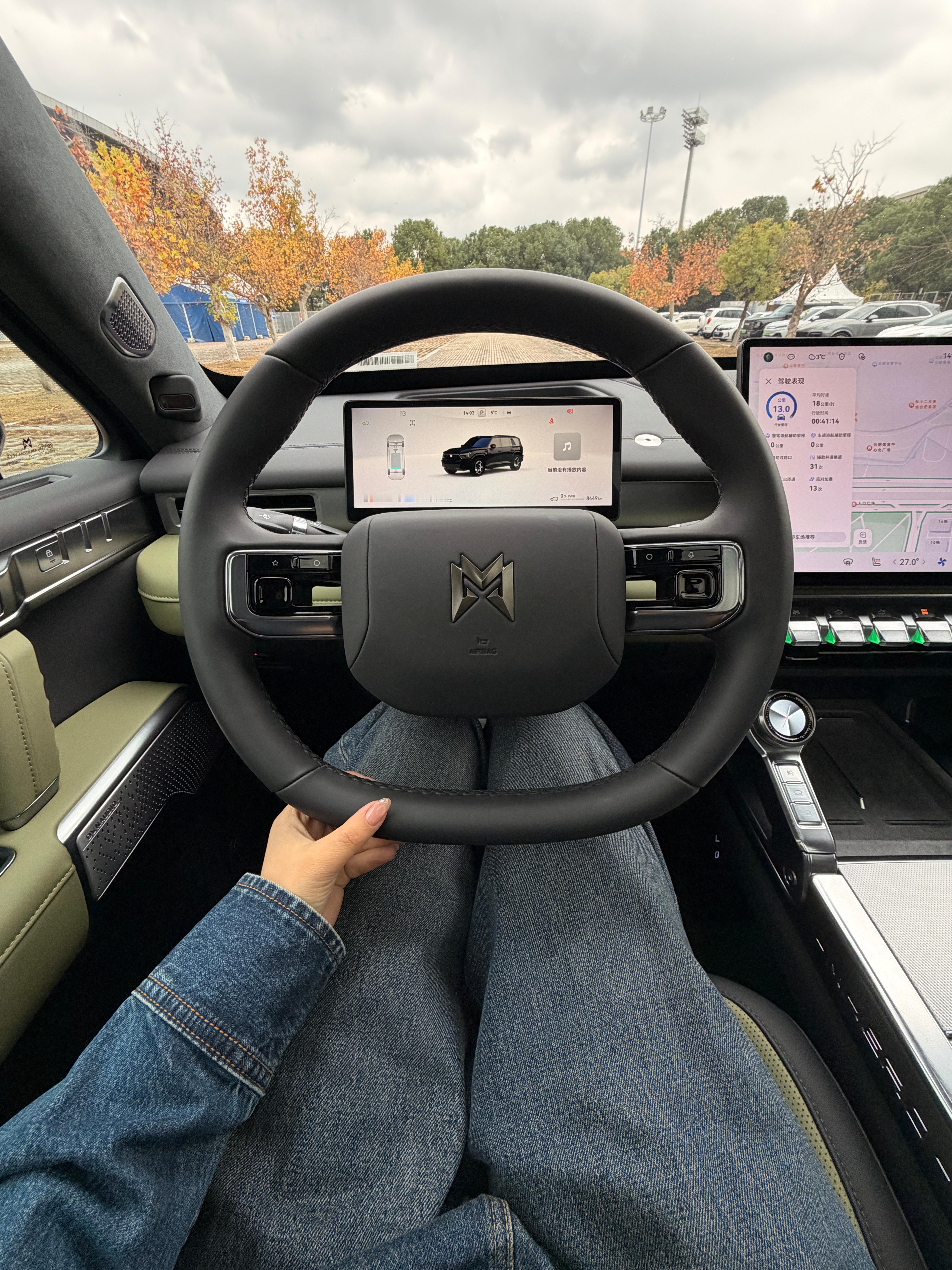 干活今天拍猛士M817🚗帅不帅吧？你就说！ 