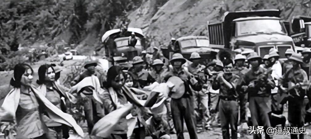 1979 年 200 多名被俘战士归国，刚踏过边境，许世友一道军令，连指导员直接