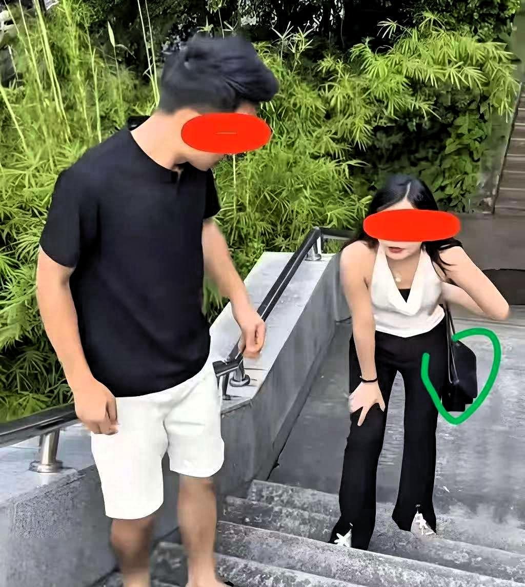 男子带着小三去爬山，途中遇到自己的老婆，当时他老婆没有揭穿男子和她自己的关系，