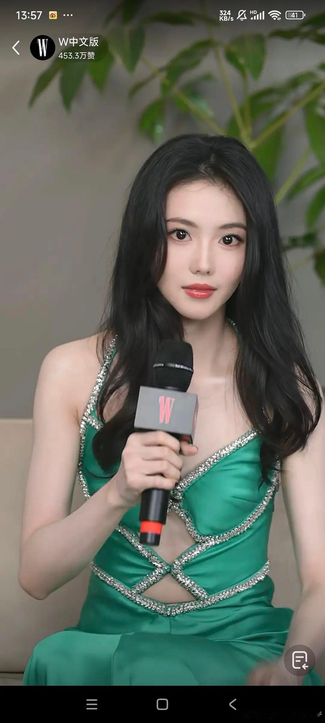 刘浩存赵今麦 W 盛典活动造型截图 ​​​