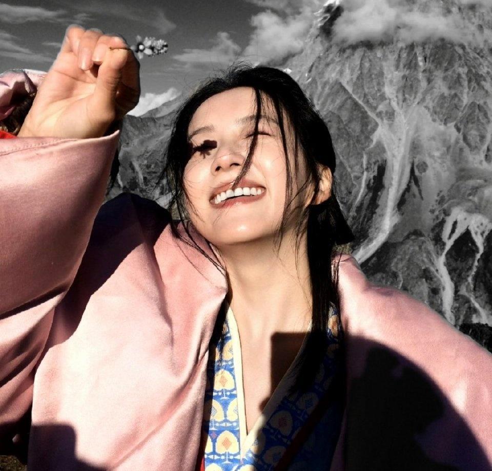 🏹 包上恩周挽🏹 包上恩炽夏

幸福无教程 你在我身边便是幸福₍ᐢ⎚⩊⎚ᐢ₎