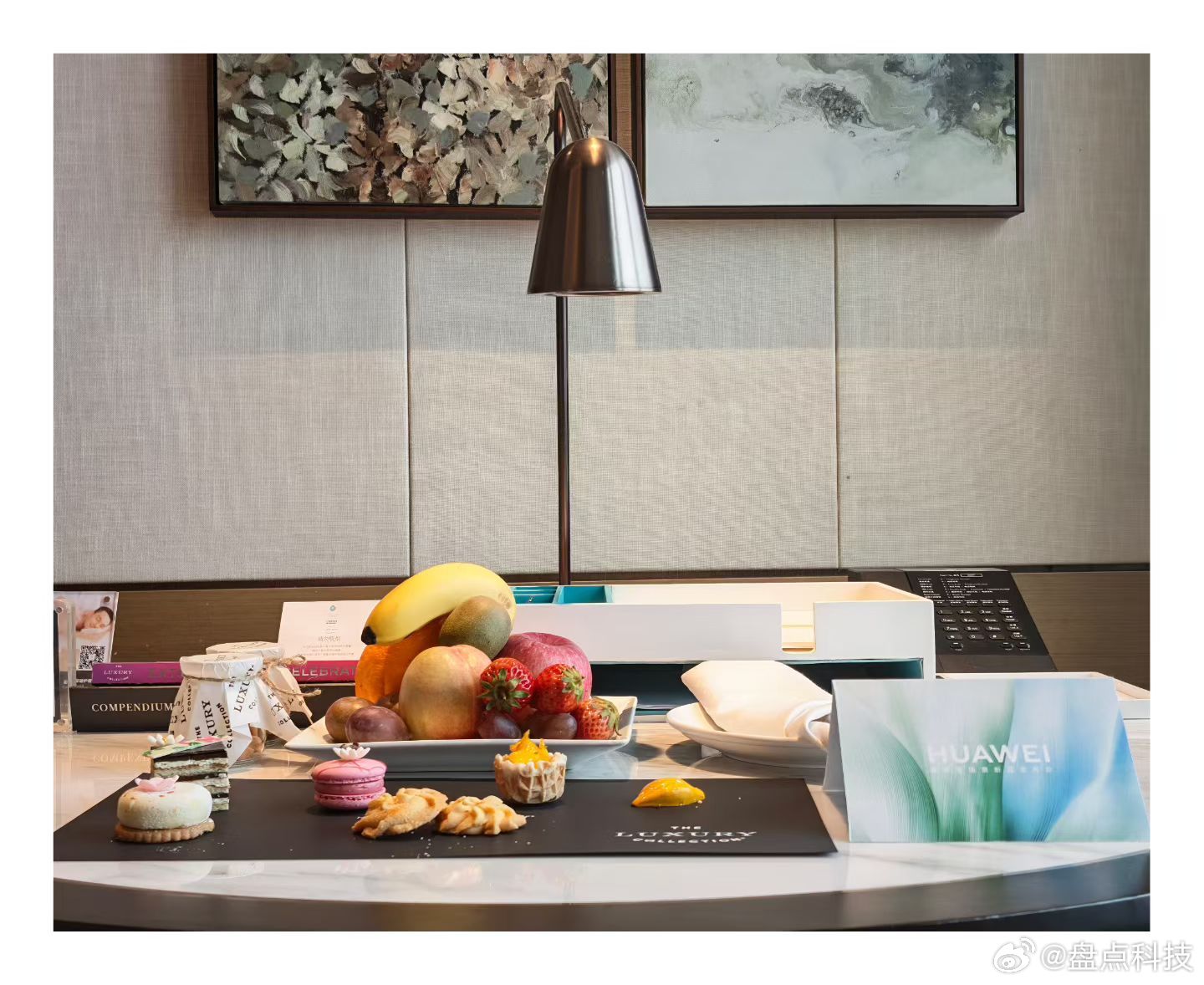 来长沙，那必须嗦碗粉了明天一起看华为的春季新品发布会，有手机，有汽车，你们更期待