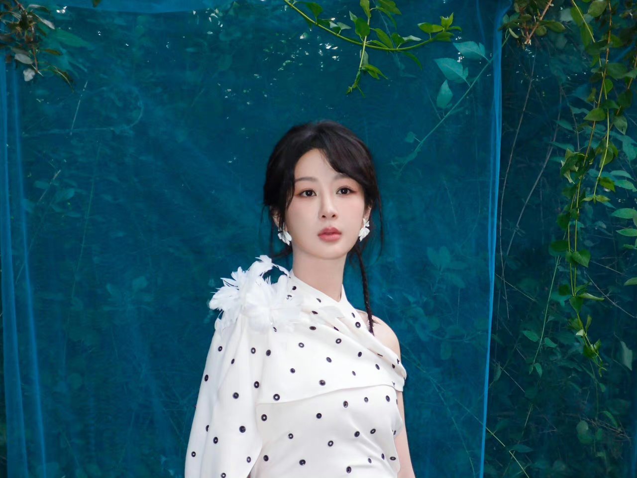 杨紫是不是只适合留这样的发型？ ​​​