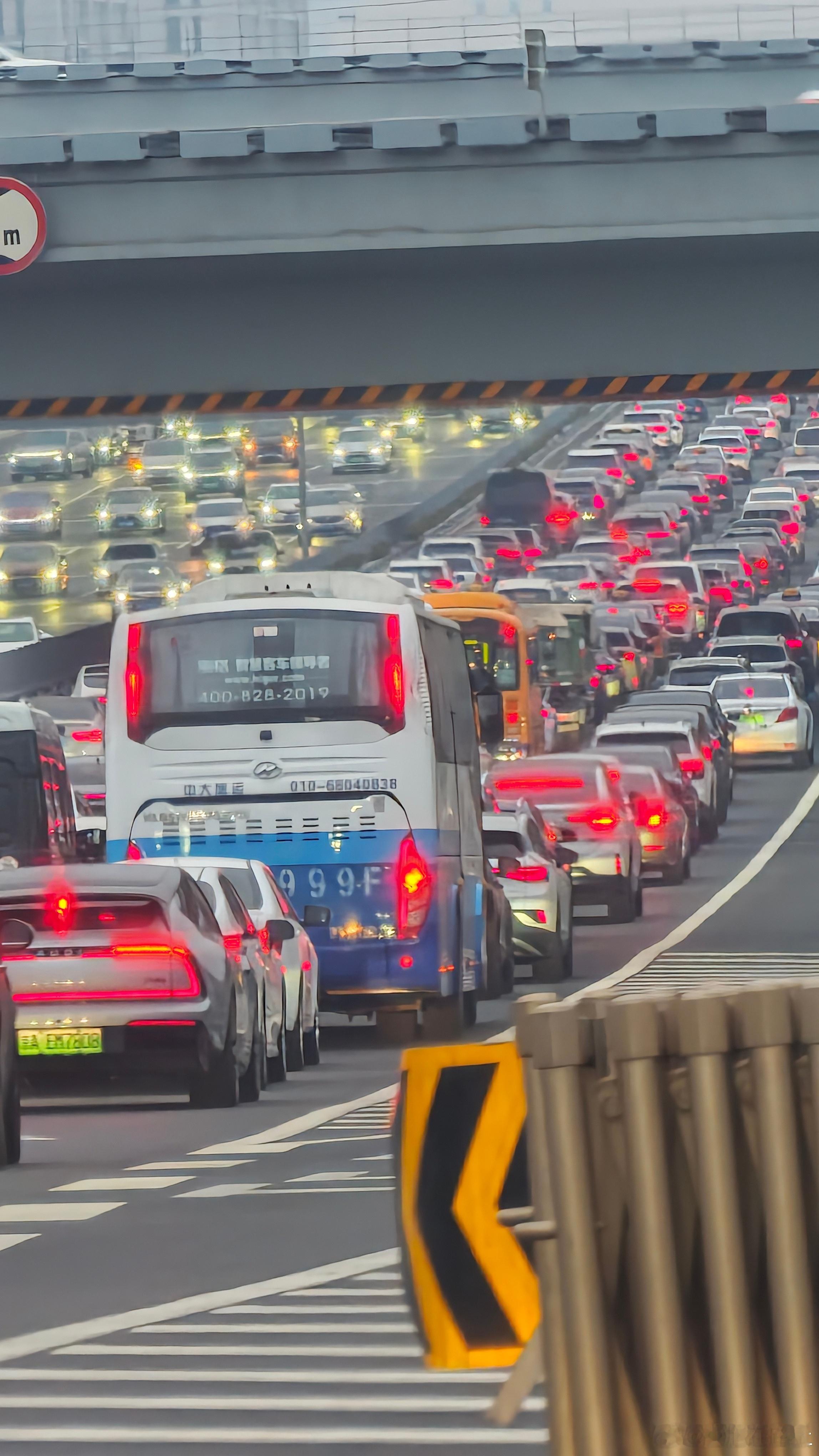 致敬每一个奋斗中的自己曹旭在路上的红包