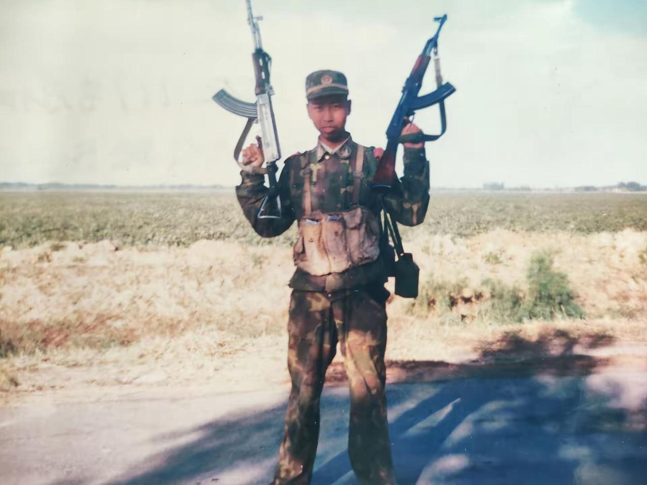 新疆武警兵指一支队！阿拉尔十五团出工执勤！