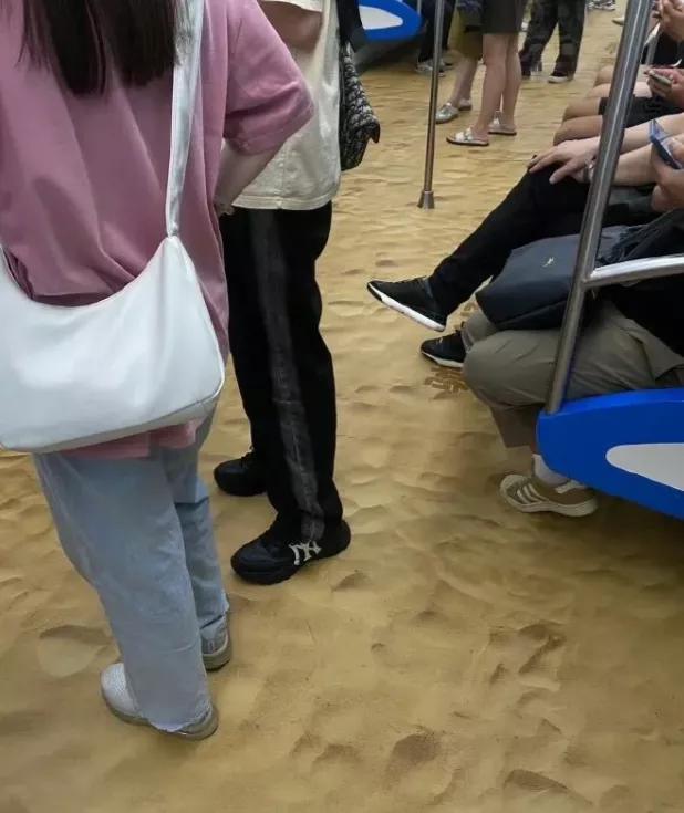 亚运会期间杭州的地铁