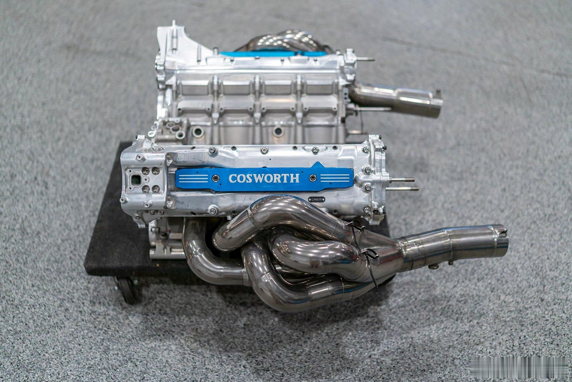 0.3L 单缸，自然吸气，90 马力，20000 转。21 世纪初 Coswor