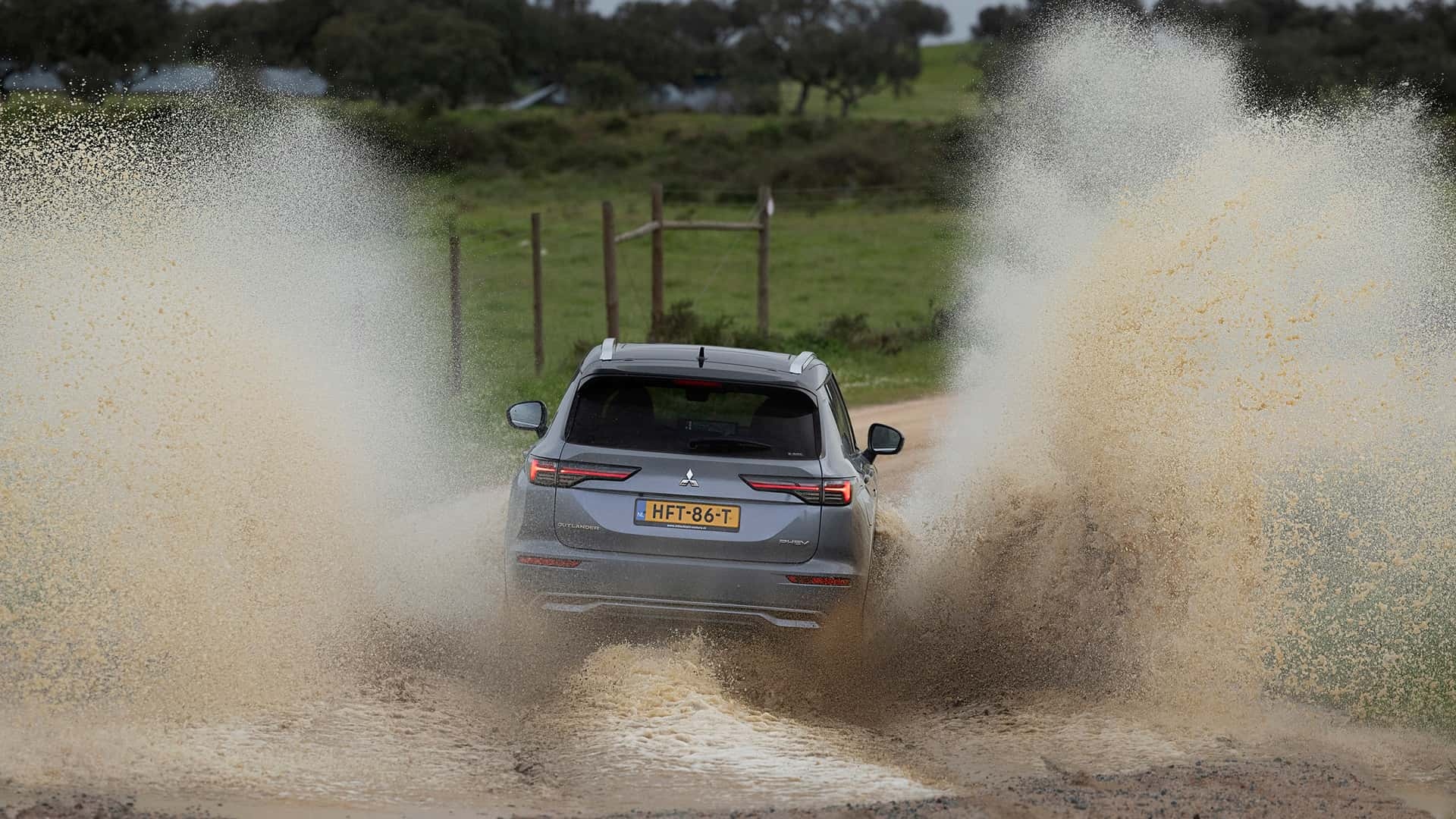 Mitsubishi Outlander 2025 ​​​