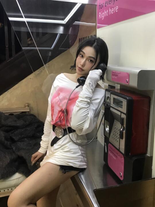 𝐶𝑎𝑙𝑙 𝑚𝑒 ☎️