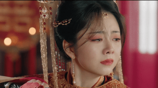 怪不得肖瑶像个提线娃娃 原来是被傀儡符束缚了！谭松韵把肖瑶的挣扎、不甘演绎得淋漓