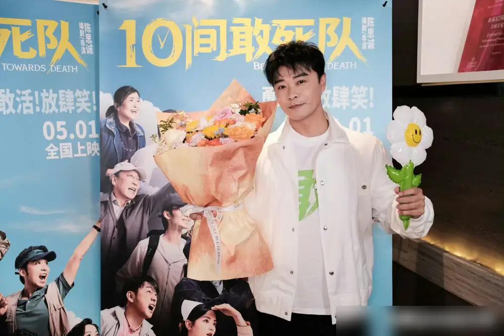 中国影坛现在离不开陈思成了。媒体总是会找思路来夸奖他。没有票房就有内涵。硬生生的