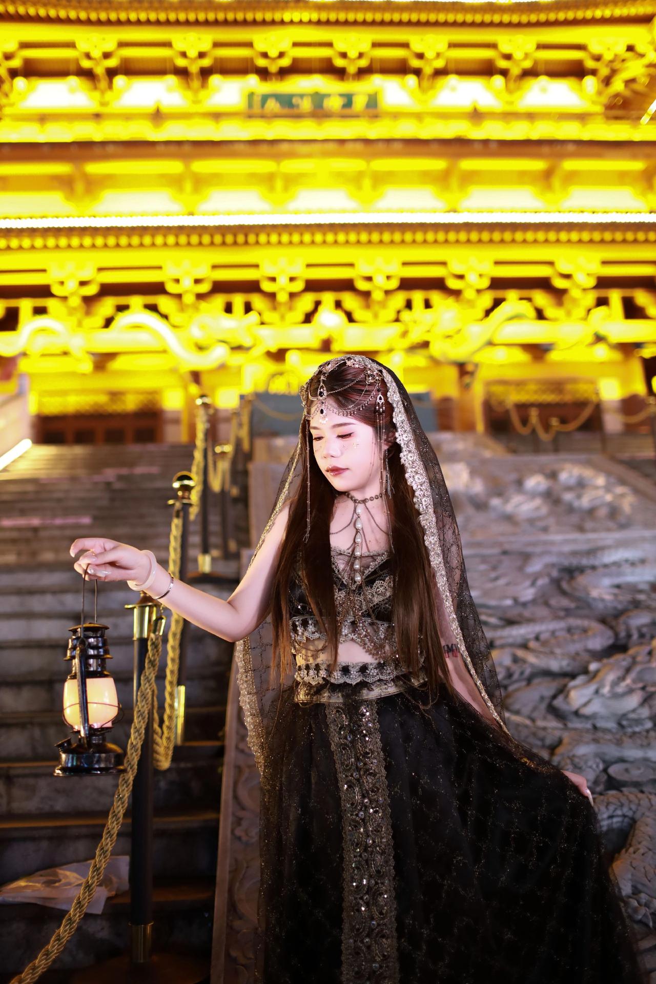 古镇随拍西域风情 总要当一次西域公主吧 西域公主异域风情