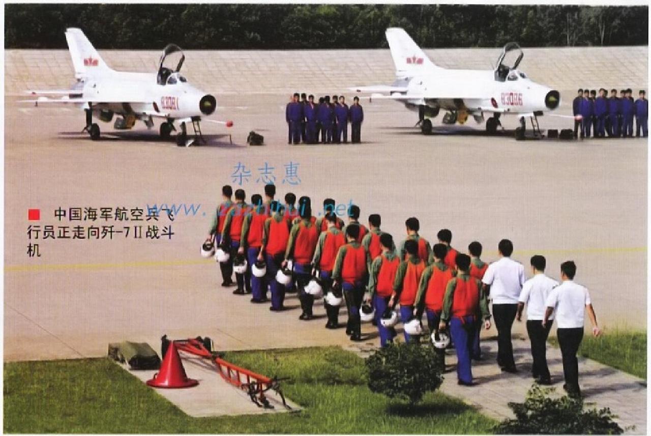 歼七HH在海航的尴尬存在。
海航相较空军，更加强调主动的攻击和独立作战。
米格-