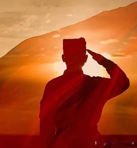 只有间谍或是心怀不轨的境外势力，才会蛊惑法盲去晒军装照。
       在此给战