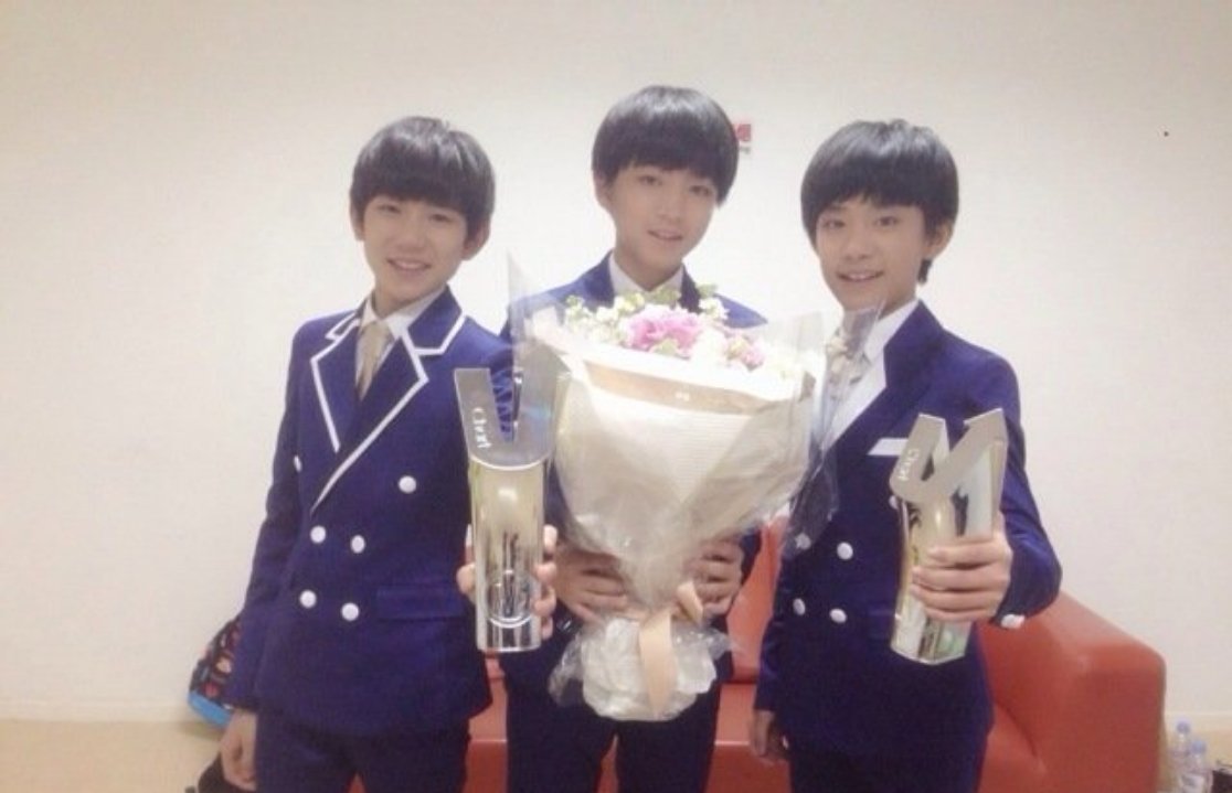 TFBOYS十年保密协议到期时间过得太快了，从小看着长大的四小只现在都长大了，多
