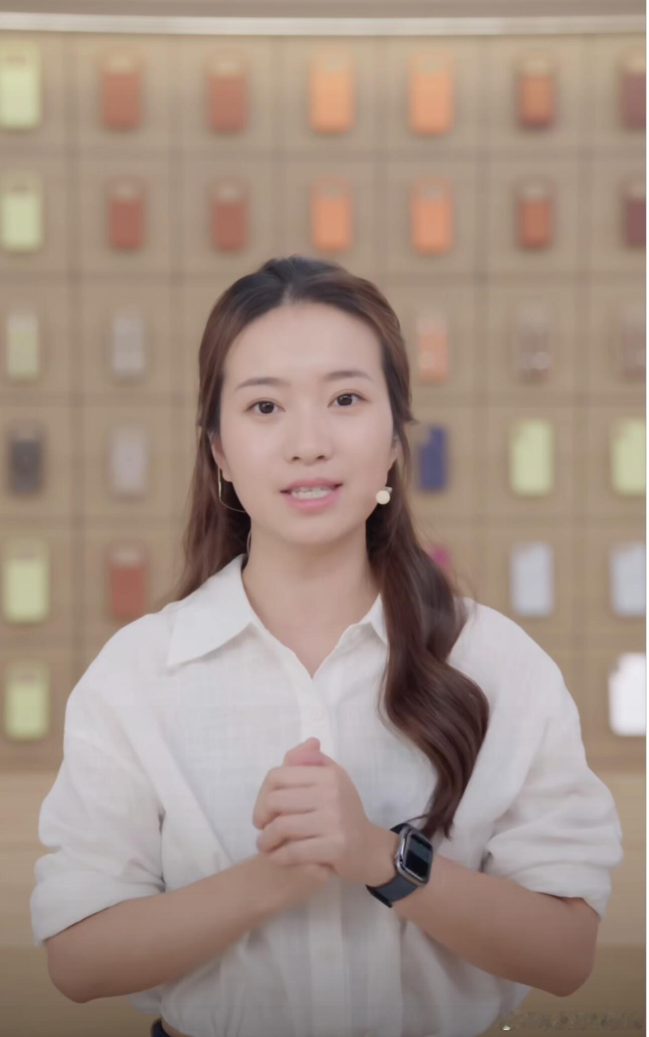 建议国内所有商家严肃学习Apple直播！吐字清晰妆造得体神态自然表情大方讲解简洁