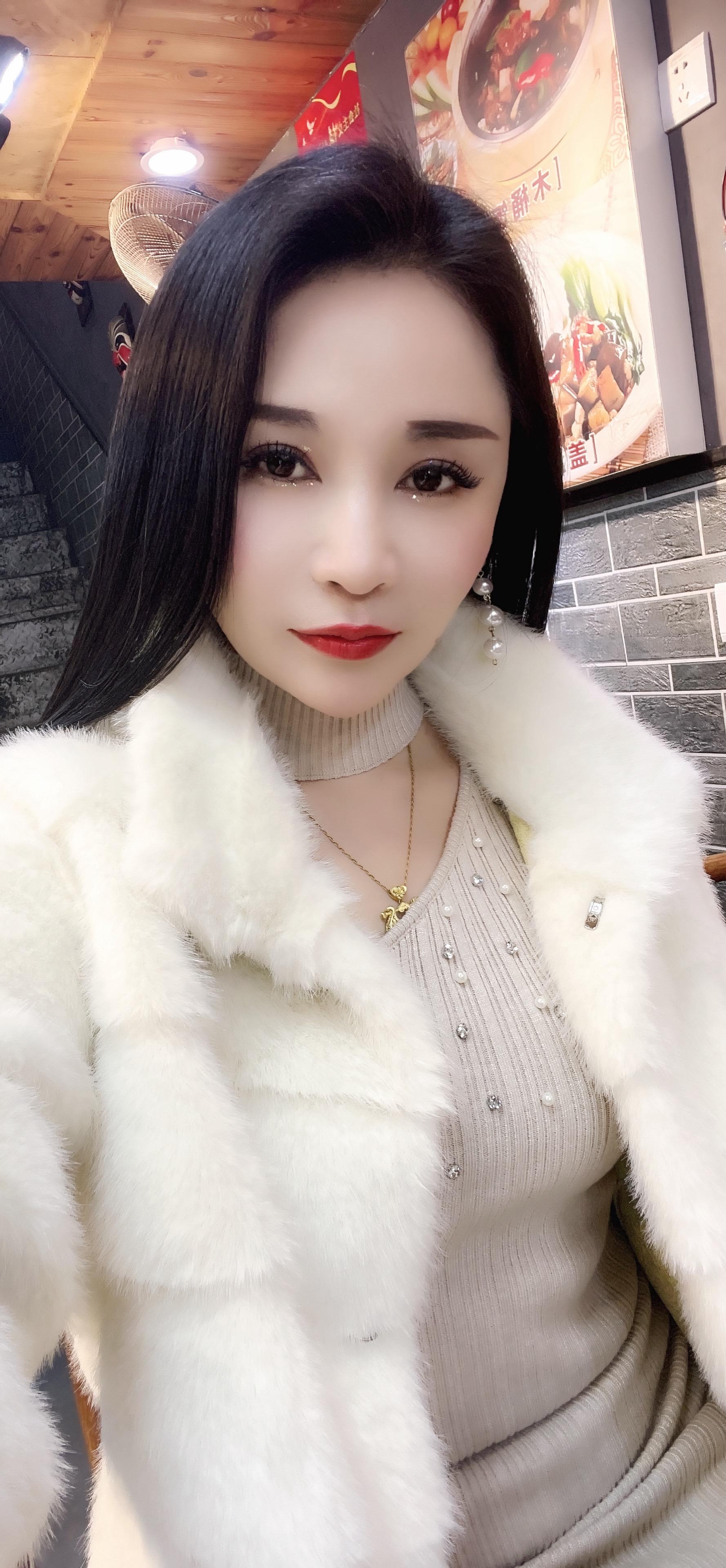 长得丑其实也有很多好处；闺蜜不会嫉妒你，老公出门放心你，渣男不会伤害你...