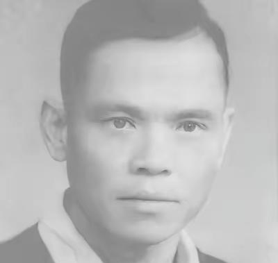 1949年，台湾飞行员江富考驾驶C-47运输机向大陆投诚，不料，他刚启动滑行，却