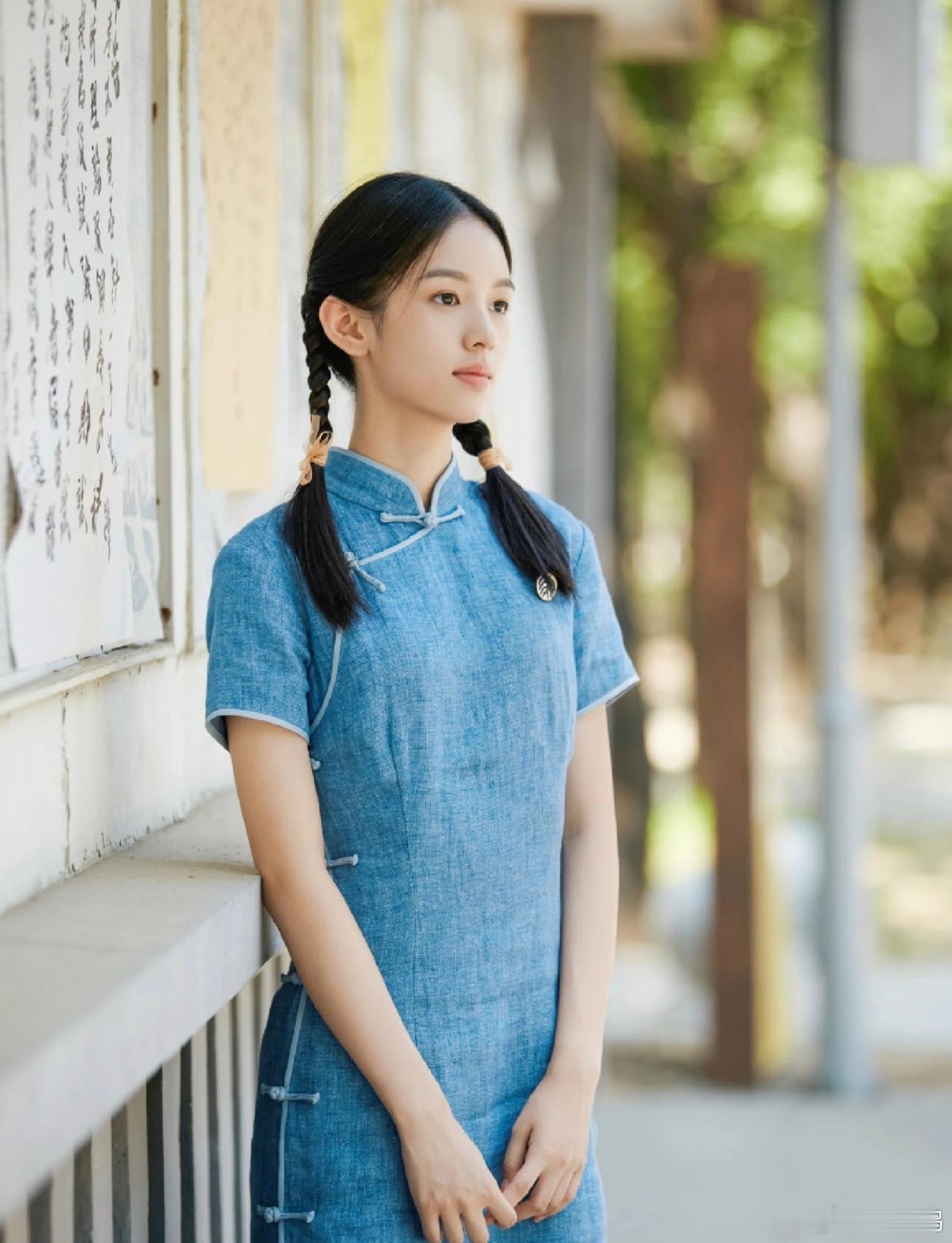 红舞鞋首发概念海报  谁看了不说句绝！《红舞鞋》首发的概念海报太有料，质感一眼可