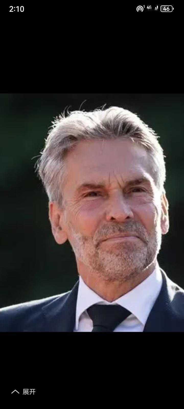 荷兰说出了真相！荷兰首相迪克·肖夫近日表示，现如今美国是强权当道，欧洲必须要认清