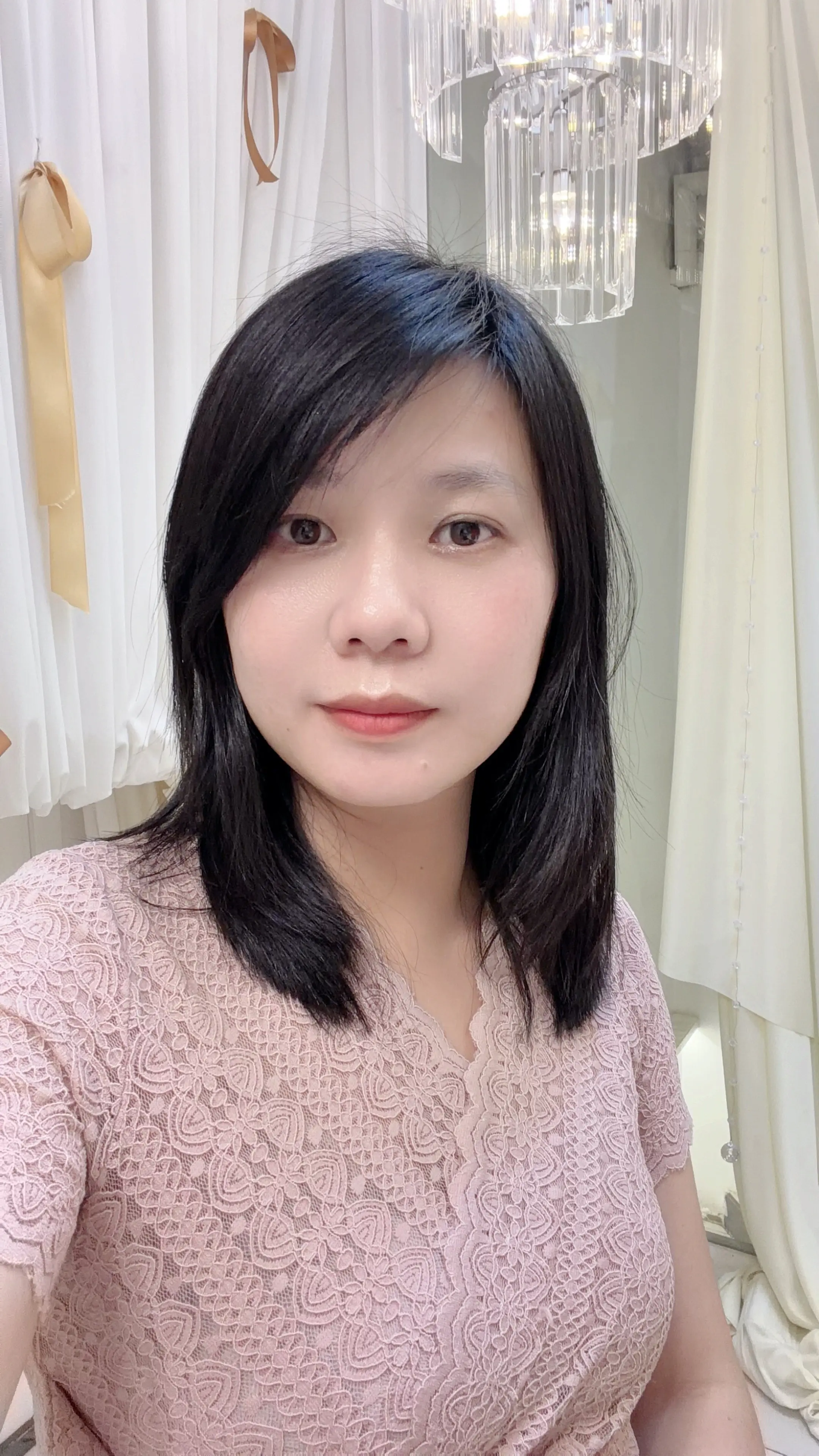 叫宝贝太渣，叫姐姐太俗，叫阿姨太老，叫亲爱的又太肉麻了，仔细想想你想叫我什么🤔