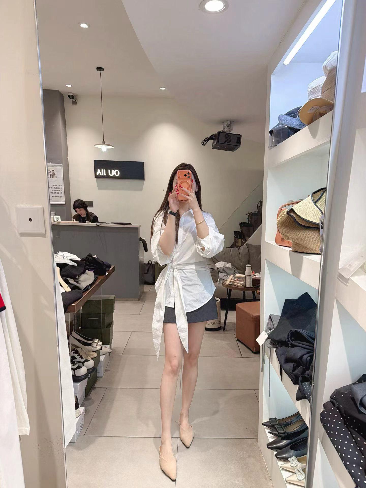 压死人的永远是情绪，我没有多生气   只是很失望    就那么一瞬间 ...