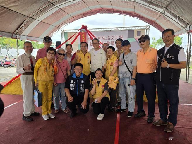 金牌制作人王伟忠的老家嘉义市建国二村拆迁，已成市地重划区，唯一保留高志航故居等共