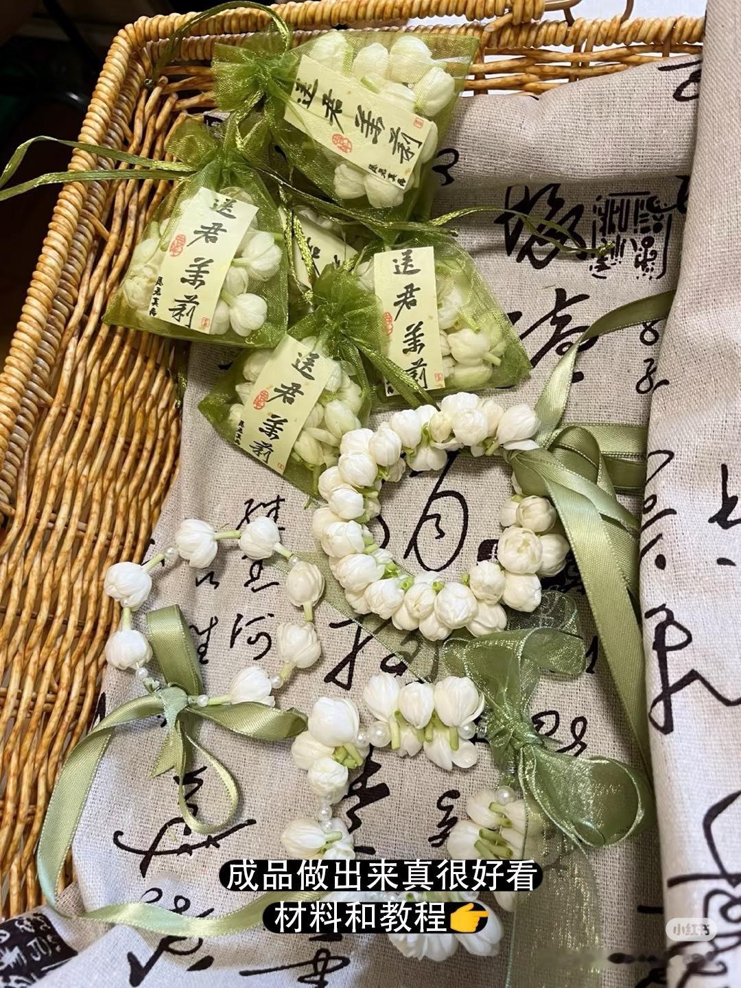 刷到这个还挺适合线下剧宣用查不到批发成品的店铺 论斤买花自己做的