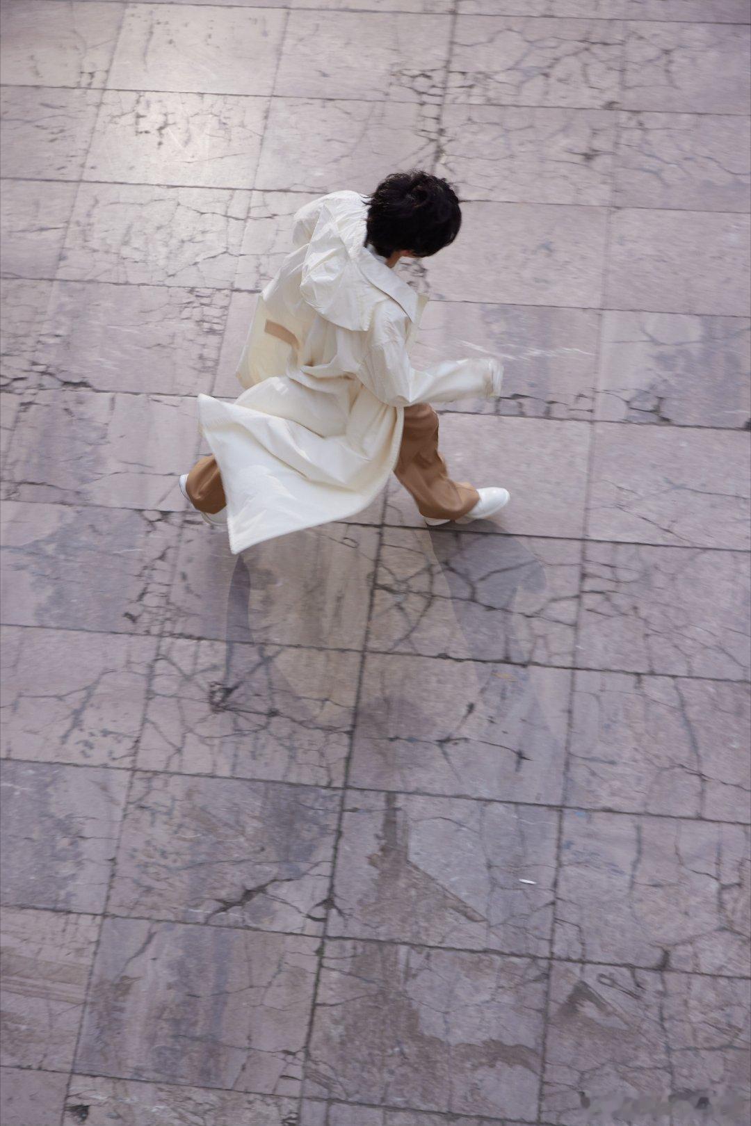 O成毅卢云cy成毅成毅呀，他是我心中独一无二的存在，这喜欢简直深入骨髓了！就像对