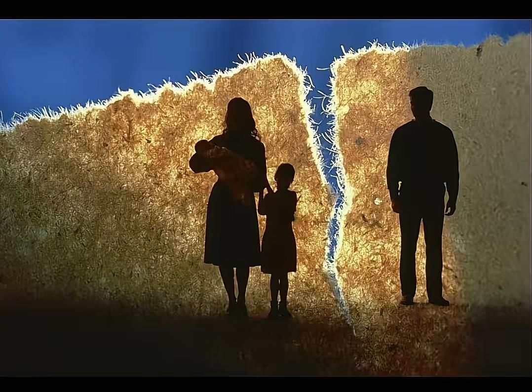 离婚以后，和前夫又发生了关系，他偶尔会来看看孩子，昨天晚上他来看孩子喝了点酒，我