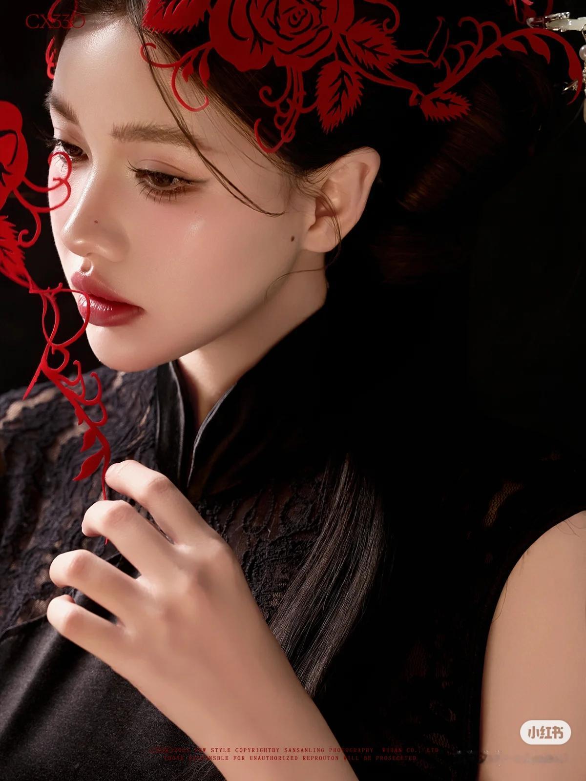 晒图笔记大赛美女旗袍穿搭写真