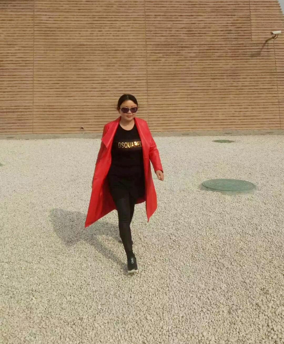 快来围观一下，这就是我
来头条快四年了，经常有小伙伴私信我，打听性别，以前我的网