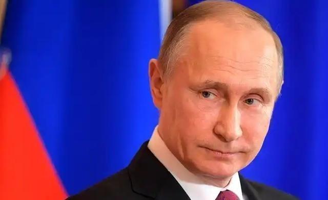 俄专家怒斥中国在俄乌战争中的中立立场，暗示普京或许会与美国结盟。背后究竟是俄罗斯