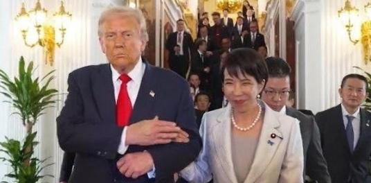 中日关系崩了，不少人都以为日本是在替美国冲锋，而一位美国军事专家直接把“底裤”扒