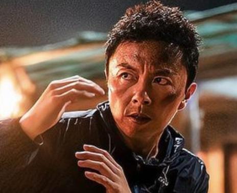 谢苗是知名功夫演员，近日，他凭借电影《东北警察故事3》重回大银幕，被媒体评价为“