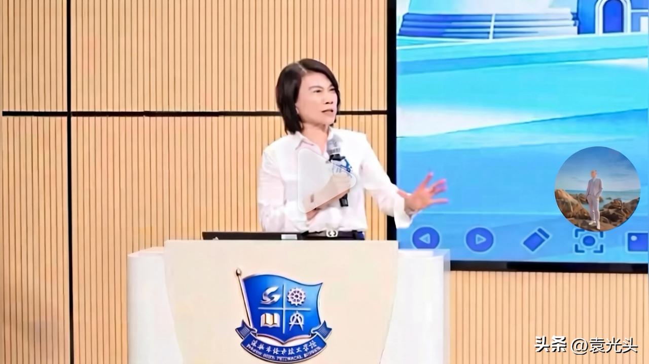 近日，董明珠在珠海格力技工学校的开学典礼上，给新生立下了规矩：不允许谈恋爱、头发