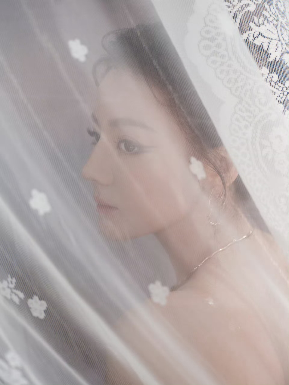 迪丽热巴甜蜜时刻迪丽热巴纱影大片迪丽热巴甜蜜时刻，好美，