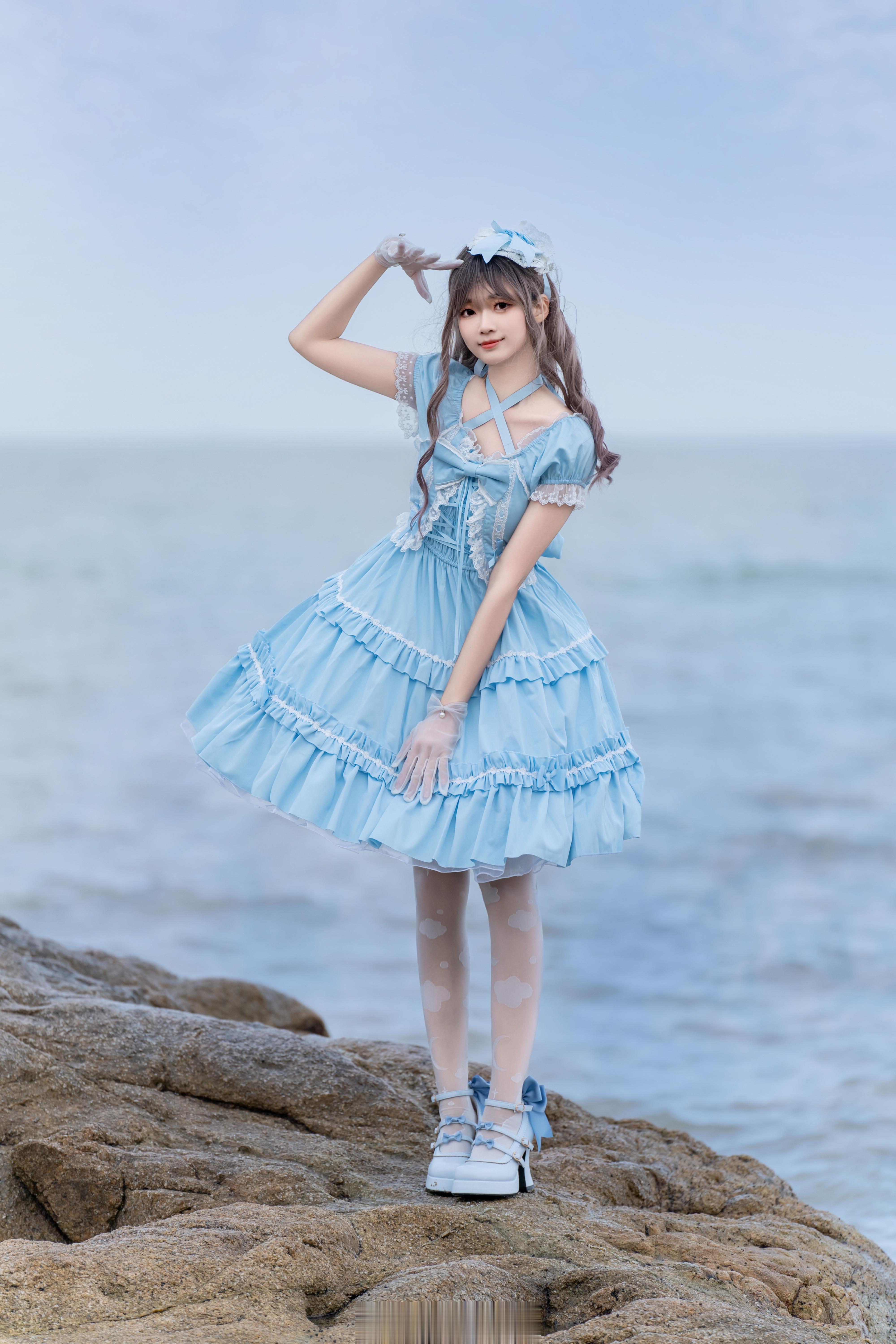 「🎸地下小偶像耶～」👗 【夏日茶会】📷 👩Rin阿燐 ​​​