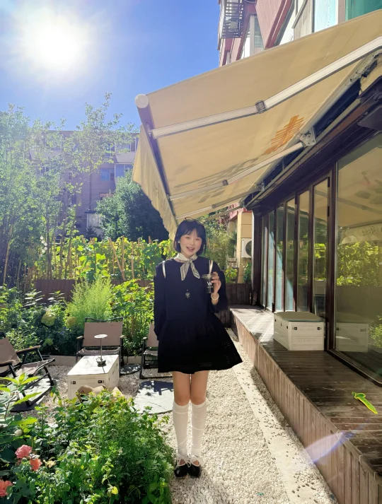 🌞晒热咖啡屋☕️