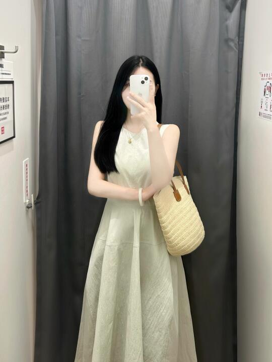🎞️瘦了，更清冷优雅了～