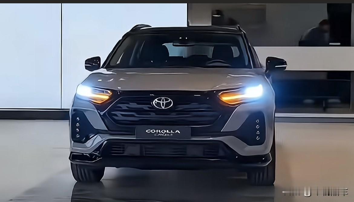 网友ps的丰田卡罗拉锐放假想图，让人看了心动不已！为啥现款锐放设计没有这么好看？